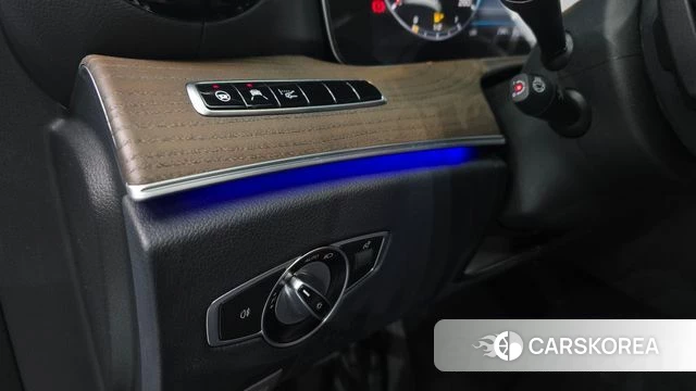 Mercedes-Benz E-Class W213 2020 Серебряный из Кореи, фото 5