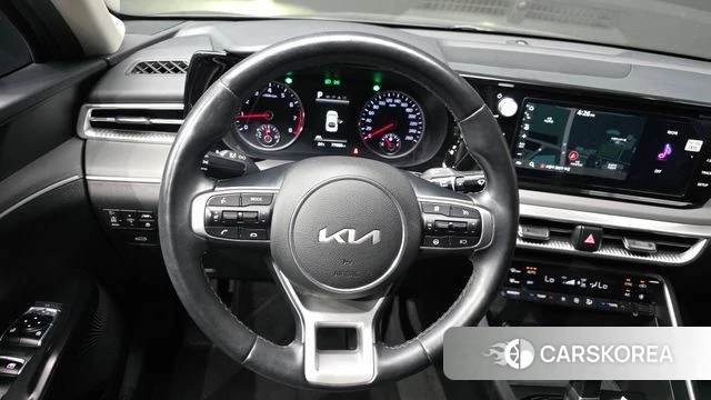 Kia K5 3rd generation 2023 Серый из Кореи, фото 5