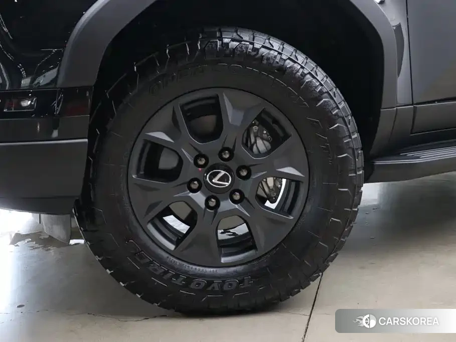 Lexus GX 2025 Черный из Китая, фото 5