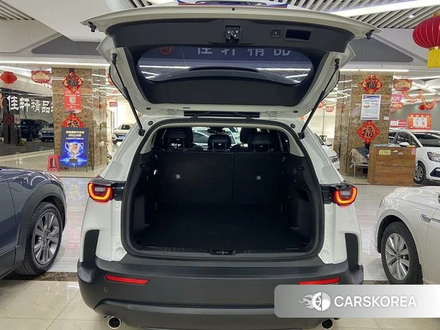 Mazda CX-50 line also 2023 Белый из Китая, фото 5