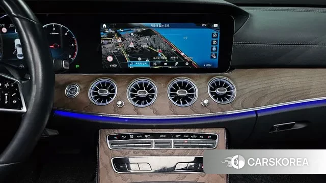 Mercedes-Benz E-Class W213 2022 Белый из Кореи, фото 5