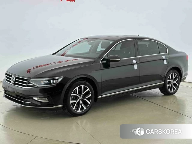 Volkswagen Magotan 2022 Черный из Китая, фото 5