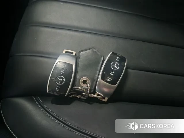 Mercedes-Benz E-Class W213 2019 Черный из Кореи, фото 5