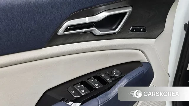 Kia Sportage 5th Generation Hybrid 2024 Белый из Кореи, фото 5