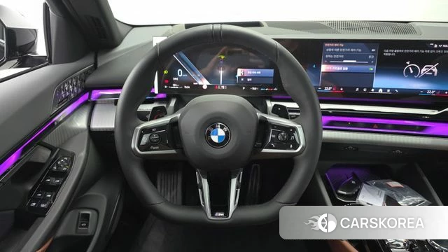 BMW 5 Series (G60) 2026 Черный из Кореи, фото 5
