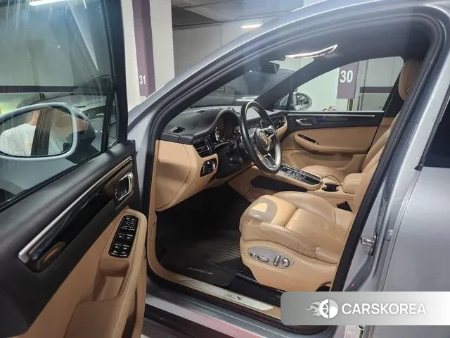 Porsche Macan 2019 Серебристо-серый из Кореи, фото 5