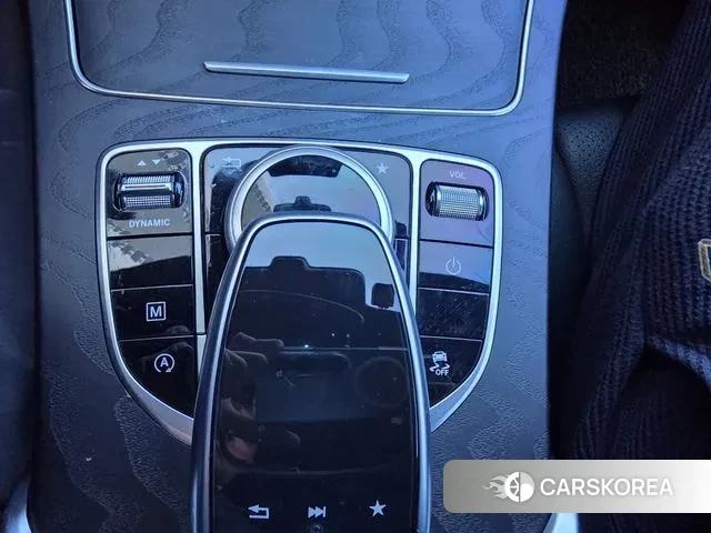 Mercedes-Benz GLC-Class X253 2019 Черный из Кореи, фото 5