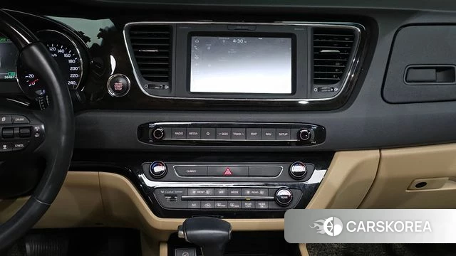 Kia The New Carnival 2018 Белый из Кореи, фото 5