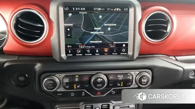 Jeep Wrangler (JL) 2023 Серебряный из Кореи, фото 5