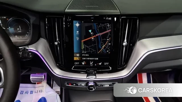 Volvo XC60 second Generation 2021 Белый из Кореи, фото 5