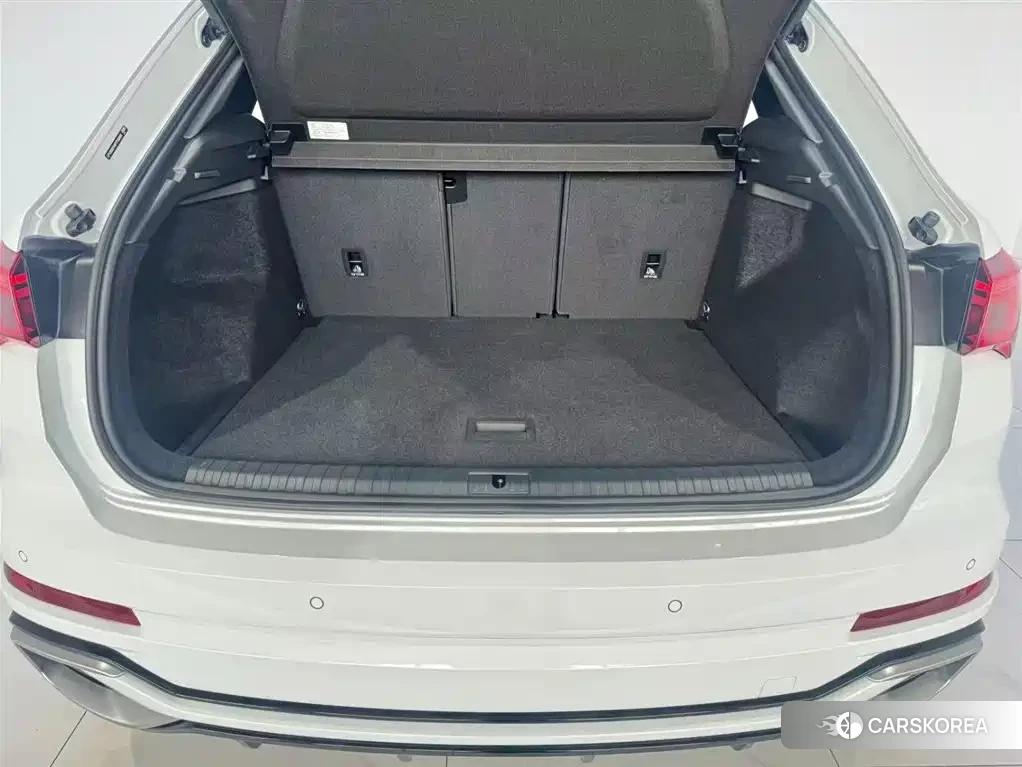 Audi Q3 2024 Белый из Китая, фото 6