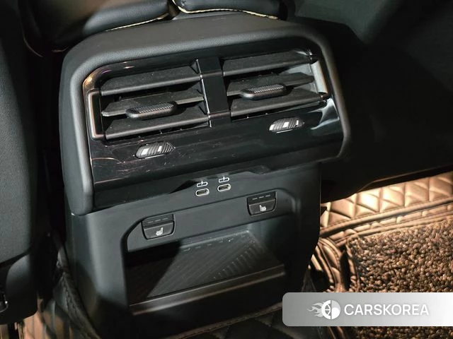 BMW 5 Series (G60) 2024 Белый из Кореи, фото 5
