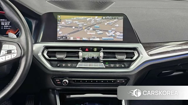 BMW 3 Series (G20) 2022 Белый из Кореи, фото 5