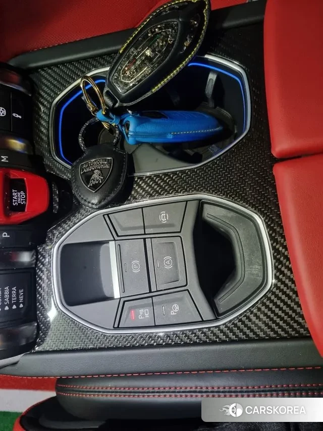 Lamborghini Urus 2021 Белый из Кореи, фото 5