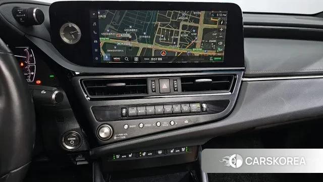 Lexus ES300h 7th generation 2023 Белый из Кореи, фото 5