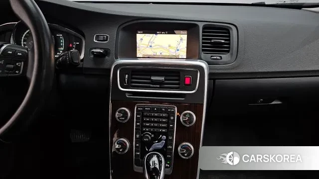 Volvo S60 2018 Серый из Кореи, фото 5