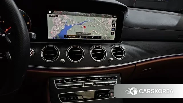 Mercedes-Benz E-Class W213 2021 Белый из Кореи, фото 5