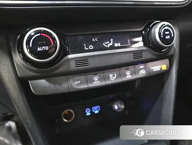 Hyundai Kona 2018 Белый из Кореи, фото 5