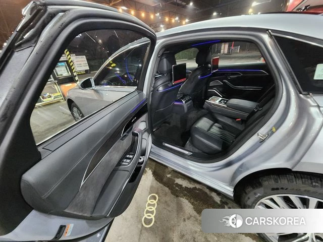 Audi A8 (D5) 2020 Серебряный из Кореи, фото 5
