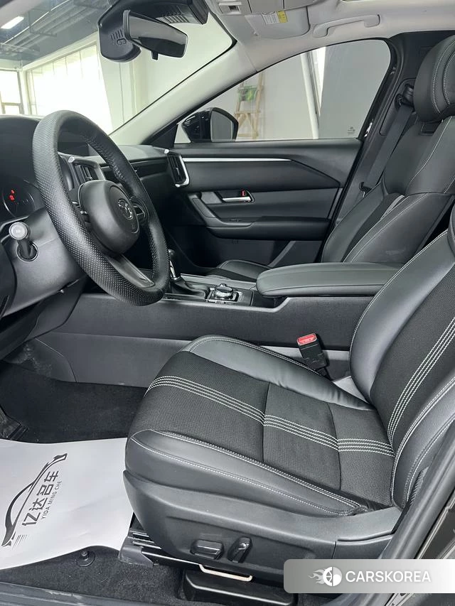 Mazda CX-50 line also 2023 Темно-серый из Китая, фото 5