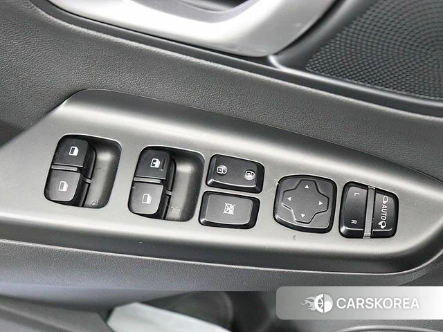 Hyundai The New Kona 2021 Белый из Кореи, фото 5