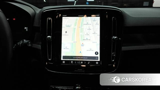 Volvo XC40 Richards 2024 Белый из Кореи, фото 5