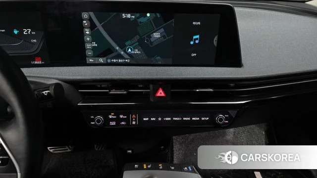 Kia EV6 2023 Белый из Кореи, фото 5