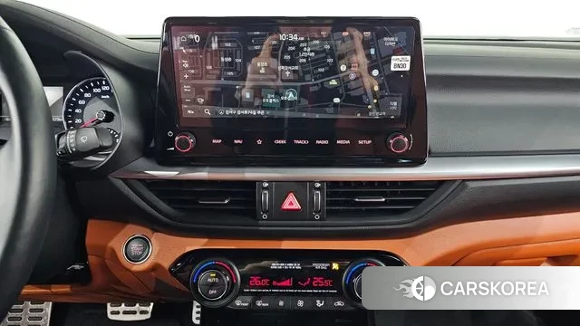 Kia The New K3 2nd generation 2023 Белый из Кореи, фото 5