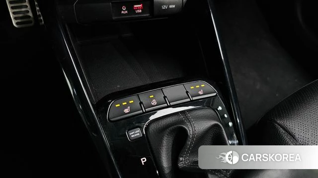 Kia Stonic 2018 Серый из Кореи, фото 5