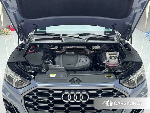 Audi Q5L 2023 Синий из Китая, фото 5