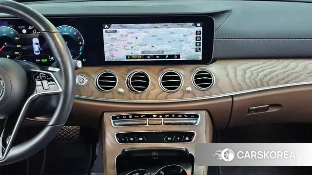 Mercedes-Benz E-Class W213 2021 Черный из Кореи, фото 5