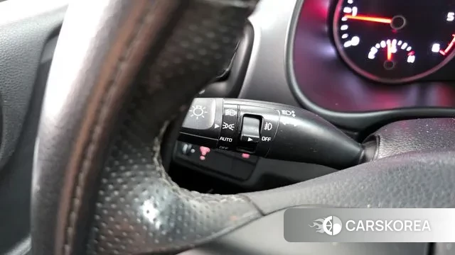 Kia Stonic 2018 Синий из Кореи, фото 5
