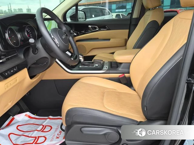 Kia Carnival 4th generation 2023 Черный из Кореи, фото 5