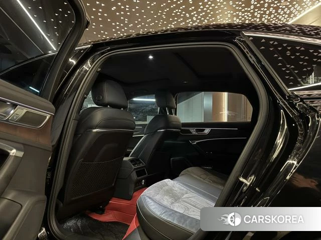 Audi A6L 2023 Черный из Китая, фото 5