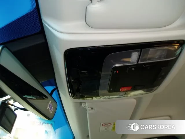 Hyundai Staria 2022 Серый из Кореи, фото 5