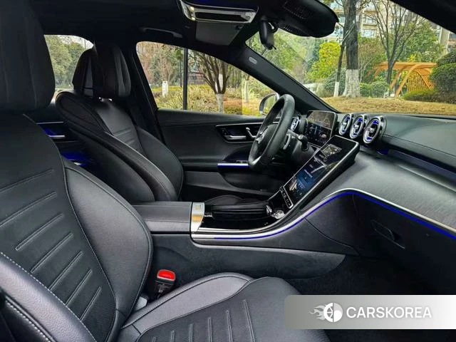 Mercedes-Benz Class C 2023 Серебристо-серый из Китая, фото 5