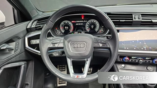 Audi Q3 (F3) 2023 Белый из Кореи, фото 5