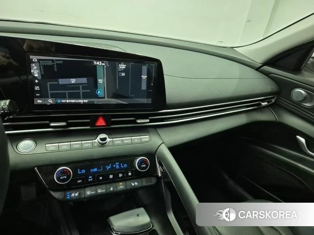 Hyundai Avante Hybrid (CN7) 2022 Белый из Кореи, фото 5