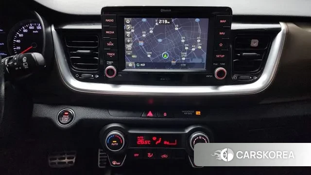 Kia Stonic 2019 Белый из Кореи, фото 5