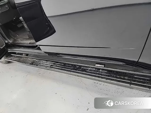 Cadillac Escalade 5th Generation 2023 Черный из Кореи, фото 5