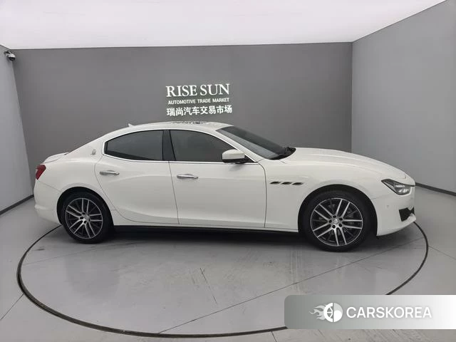 Maserati Ghibli 2019 Белый из Китая, фото 5