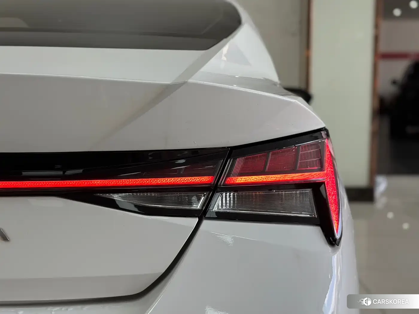 Hyundai Elantra 2022 Белый из Китая, фото 5