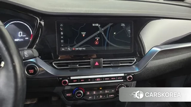 Kia Niro Plus 2022 Белый из Кореи, фото 5