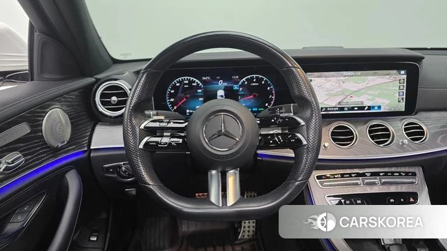 Mercedes-Benz E-Class W213 2021 Белый из Кореи, фото 5