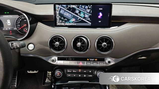 Kia Stinger Meister 2023 Белый из Кореи, фото 5