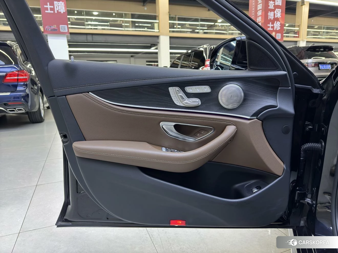 Mercedes-Benz E-class 2022 Черный из Китая, фото 5