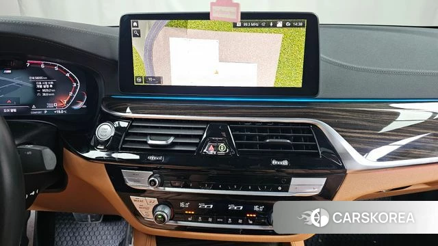 BMW 5 Series (G30) 2022 Черный из Кореи, фото 5