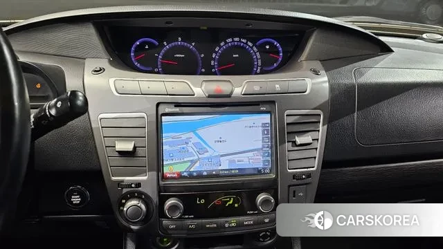 Ssangyong Korando Turismo 2018 Белый из Кореи, фото 5