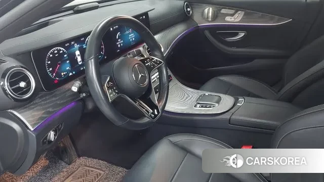 Mercedes-Benz E-Class W213 2022 Черный из Кореи, фото 5