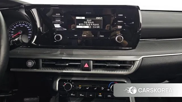 Kia K5 3rd generation 2021 Черный из Кореи, фото 5